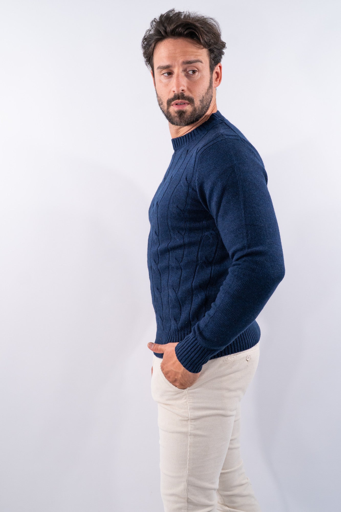 Girocollo intrecciato